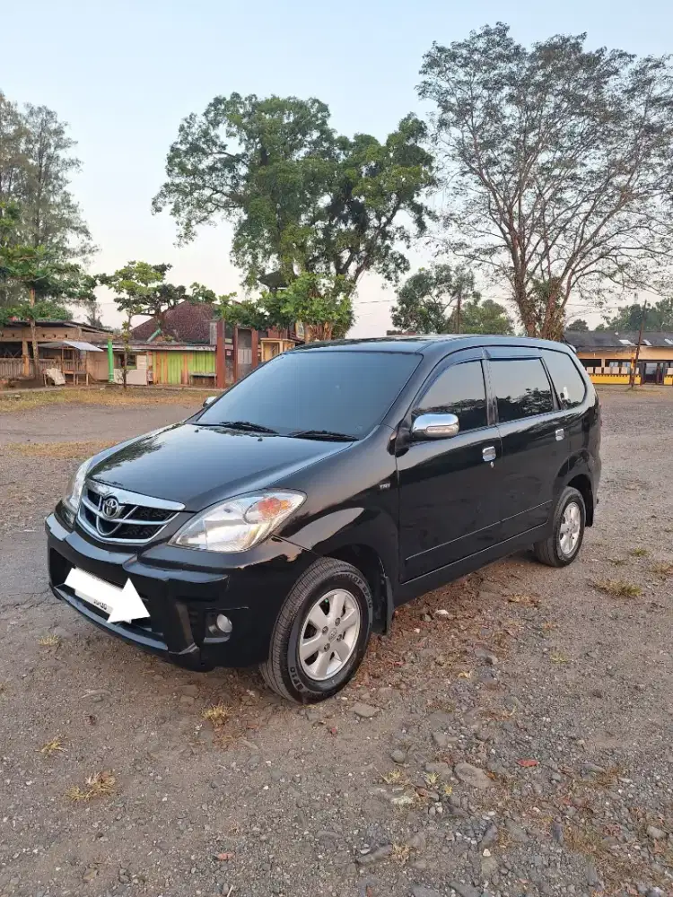 Avanza 1.3 2010 MT