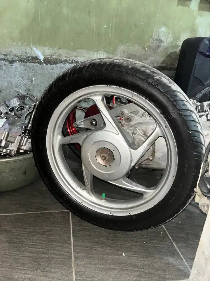 Velg Spacy Ori + ban atau TT ke velg genio atau beat deluxe