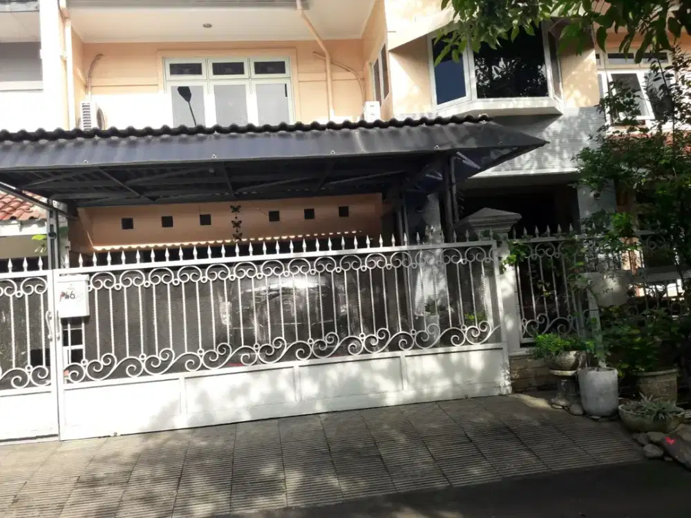 Dijual Rumah Adem 2 Lantai SHM di Puri Bintaro Sektor 9 Tangsel