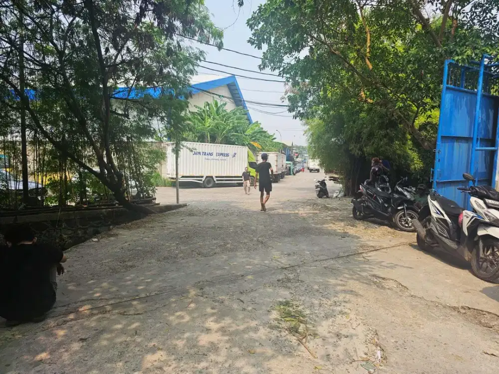 Gudang Daan Mogot di Prima Jaya, Cengkareng, Jakarta Barat, Siap Pakai, LT 180M², Kontainer 40 Feet Masuk