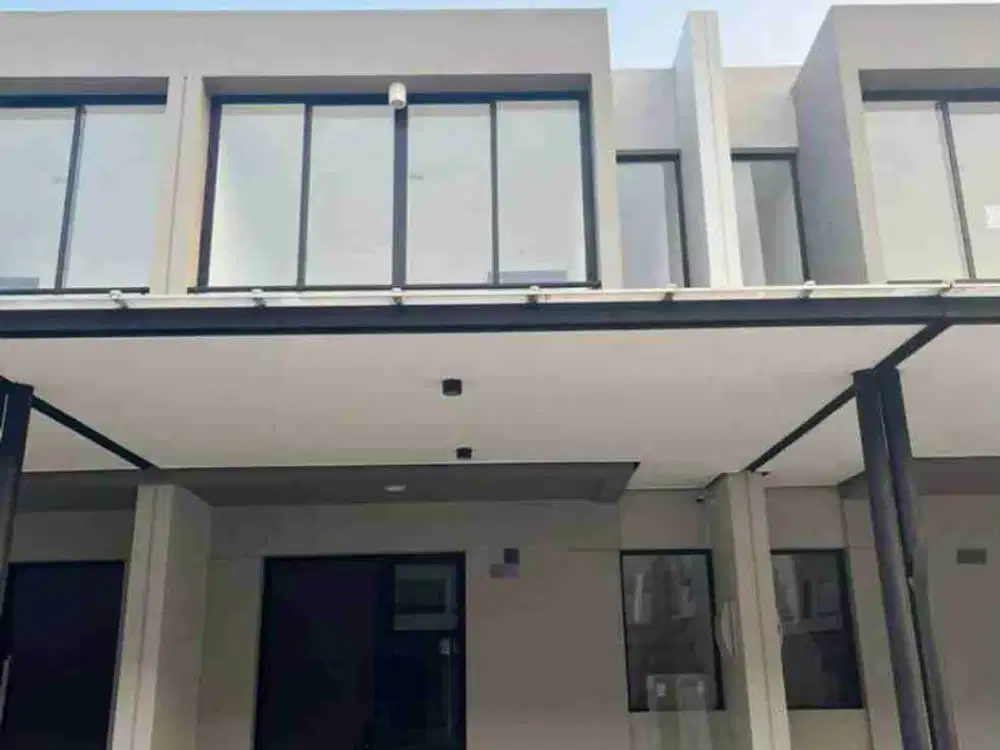 DISEWAKAN CEPAT MURAH RUMAH MILENIAL 4,5X10 PIK2 EXTENSION