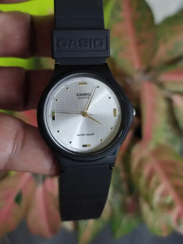 Casio MQ-76 normal mulus seperti baru