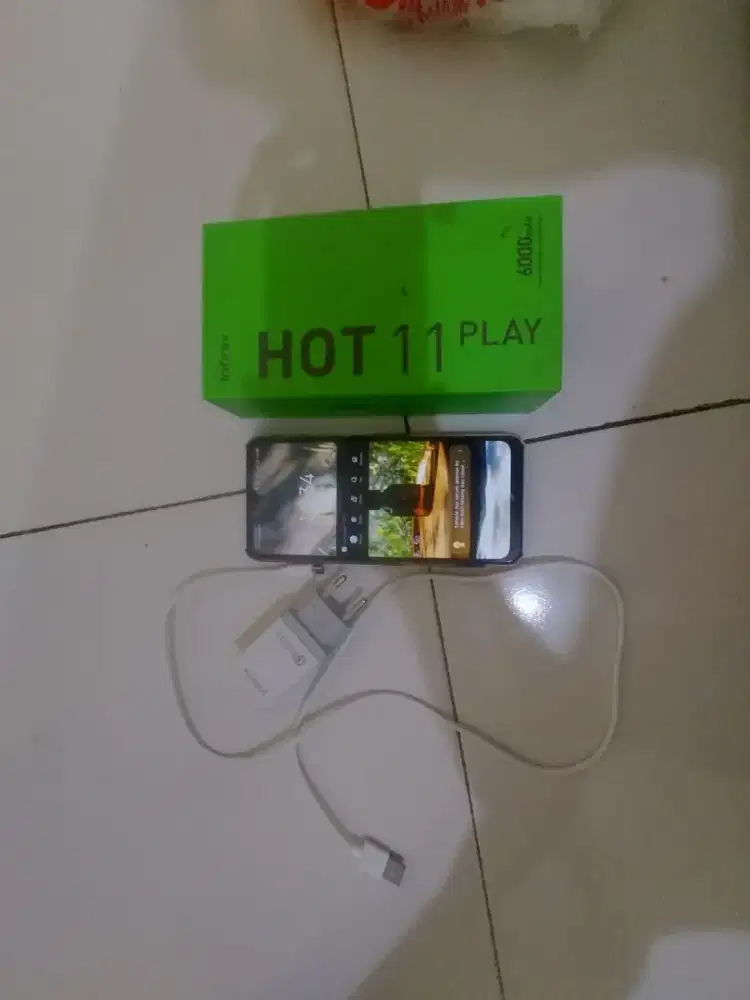 Infinix hot 11 play Ram 4GB