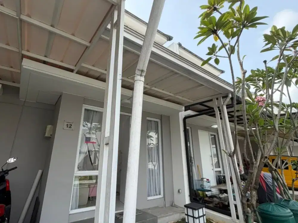 Disewa Paramount Petals 3 KT unit semi furnished dan sudah ada kanopi