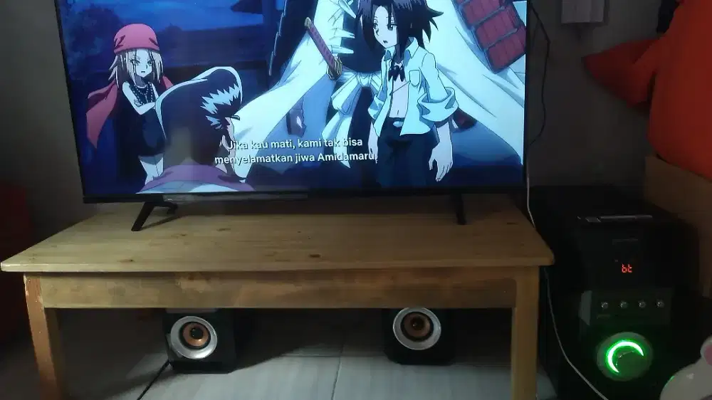 Philips 42 inch + speaker active polytron