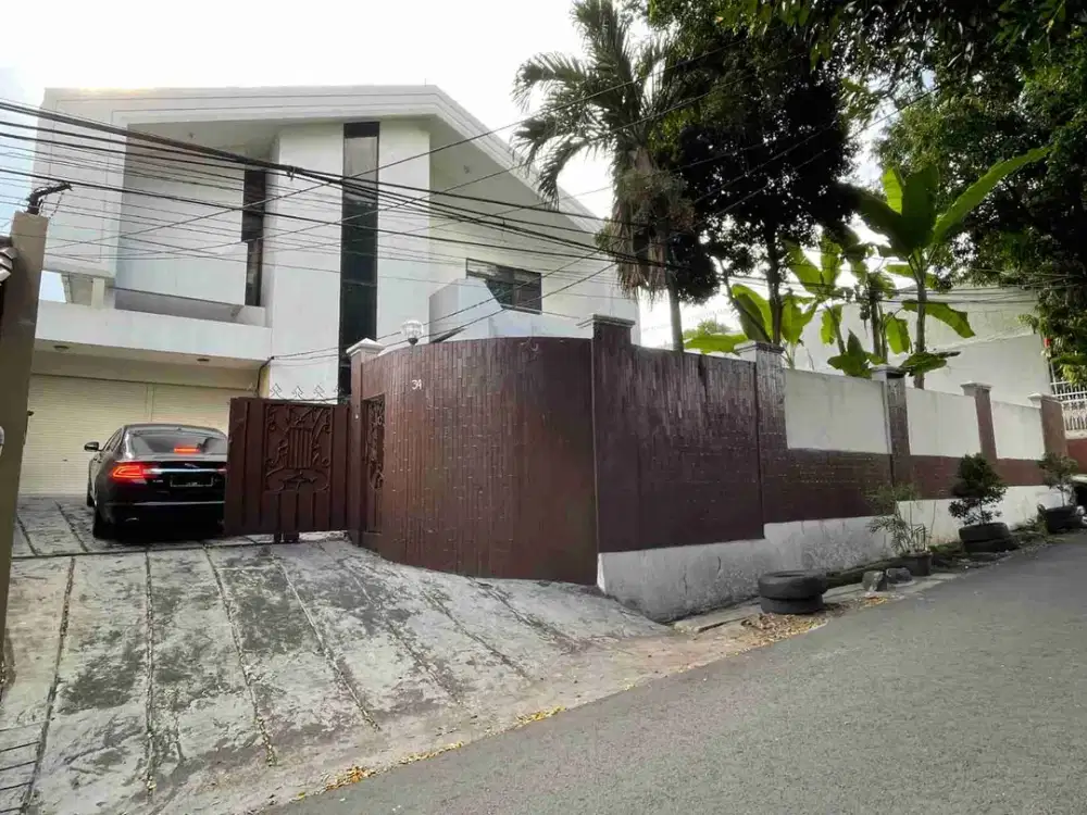 DISEWAKAN CEPAT RUMAH MEWAH JALAN BANGKA, KEMANG, JAKARTA SELATAN