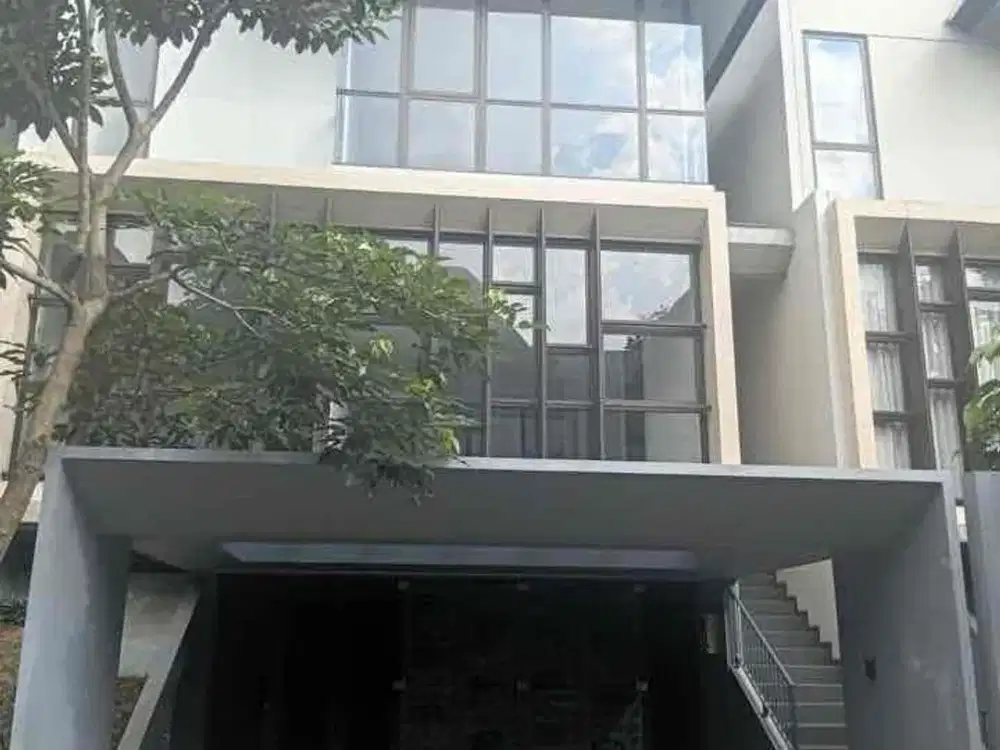 Dijual Rumah di Serenia Hills, Lebak Bulus