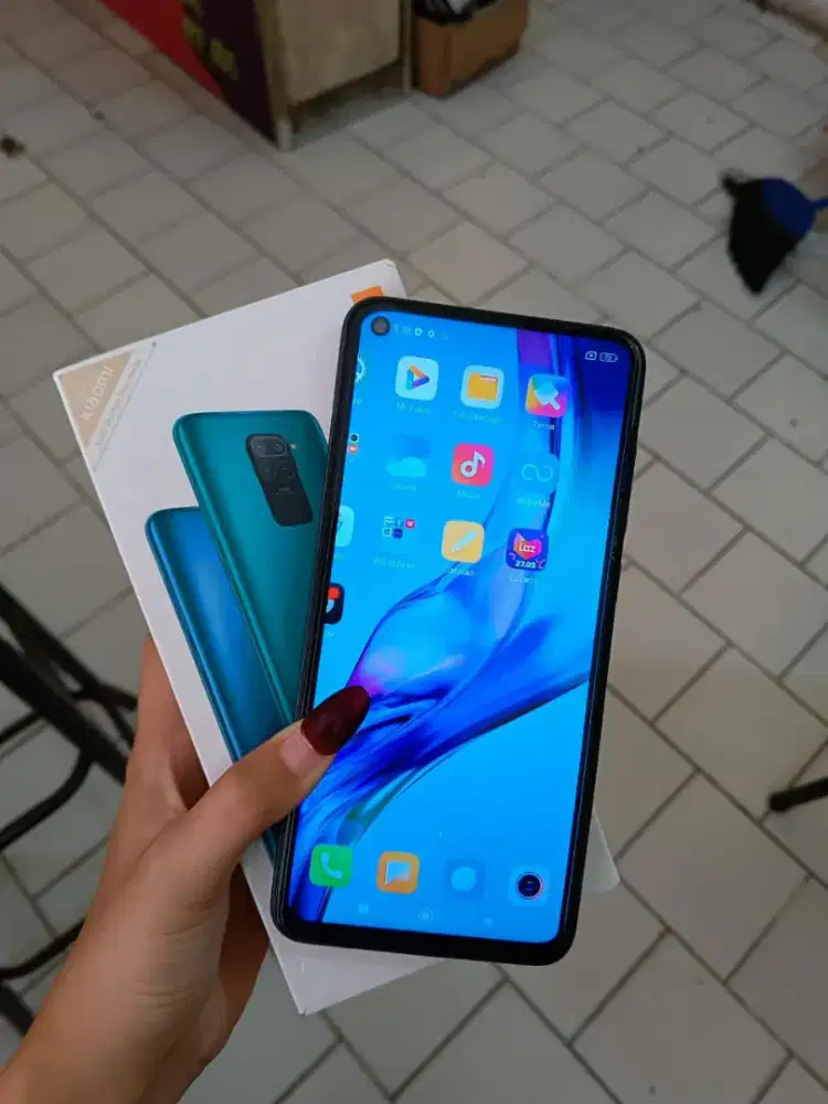 2nd : Redmi Note 9 4/64 4G 5000 mah