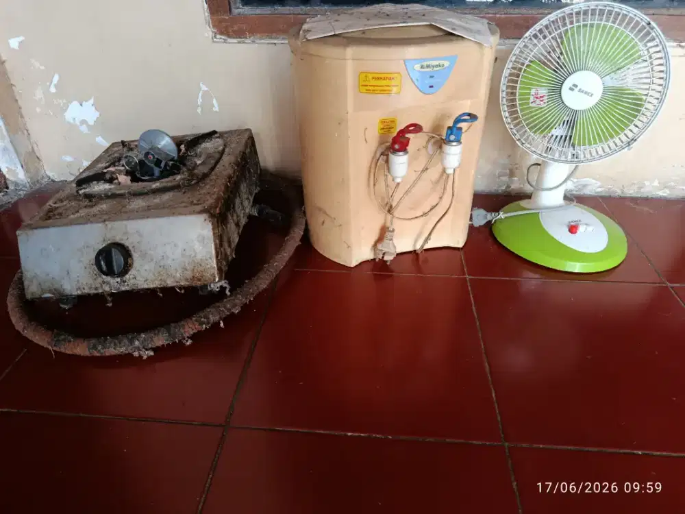 Kipas, kompor, dan dispenser bekas