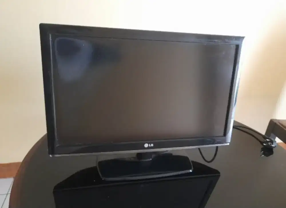 TV LED merk LG type 22LK311