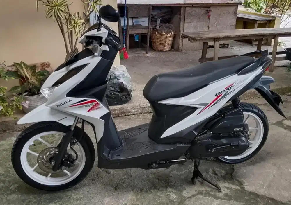 JUAL MOTOR BEKAS BEAT 2021