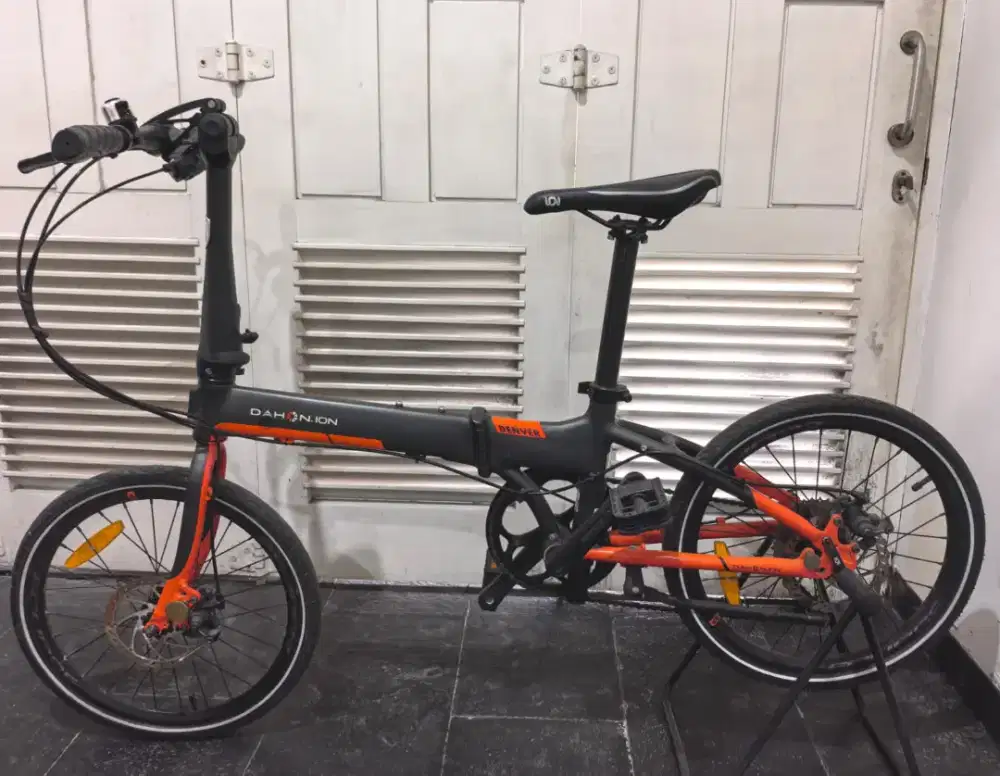 Sepeda lipat Dahon Denver