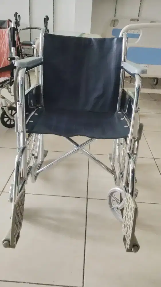 Kursi Roda Charitas merk SHIMA