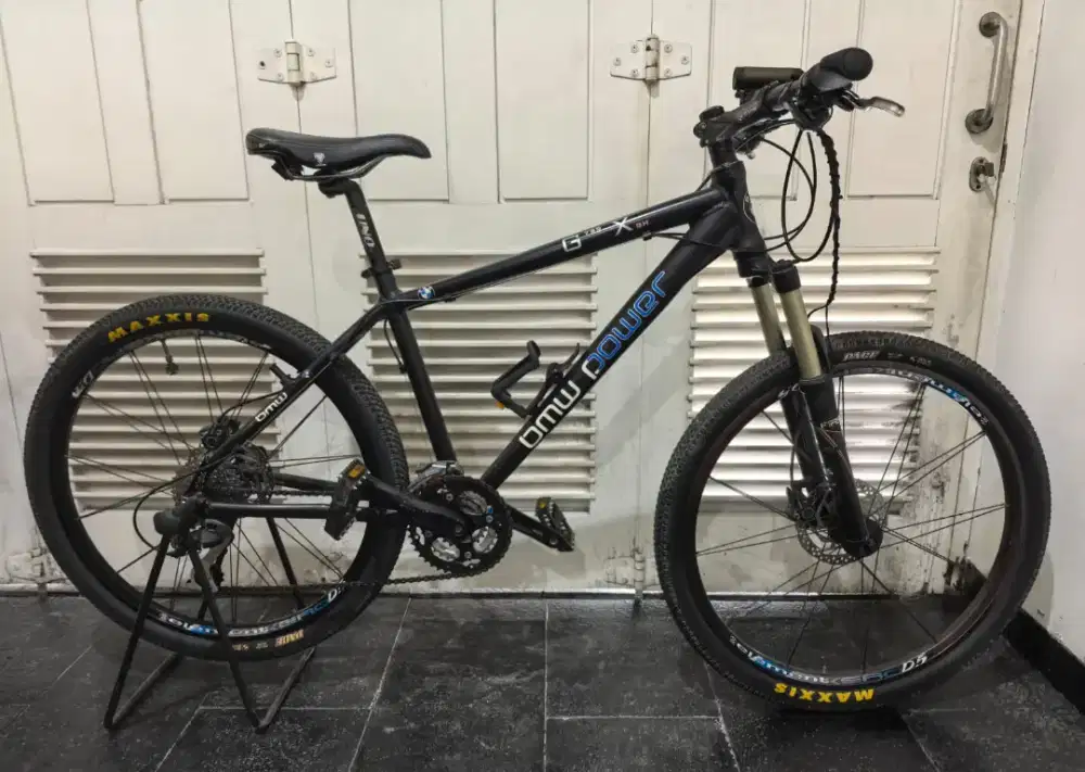 Sepeda MTB BMW Custom