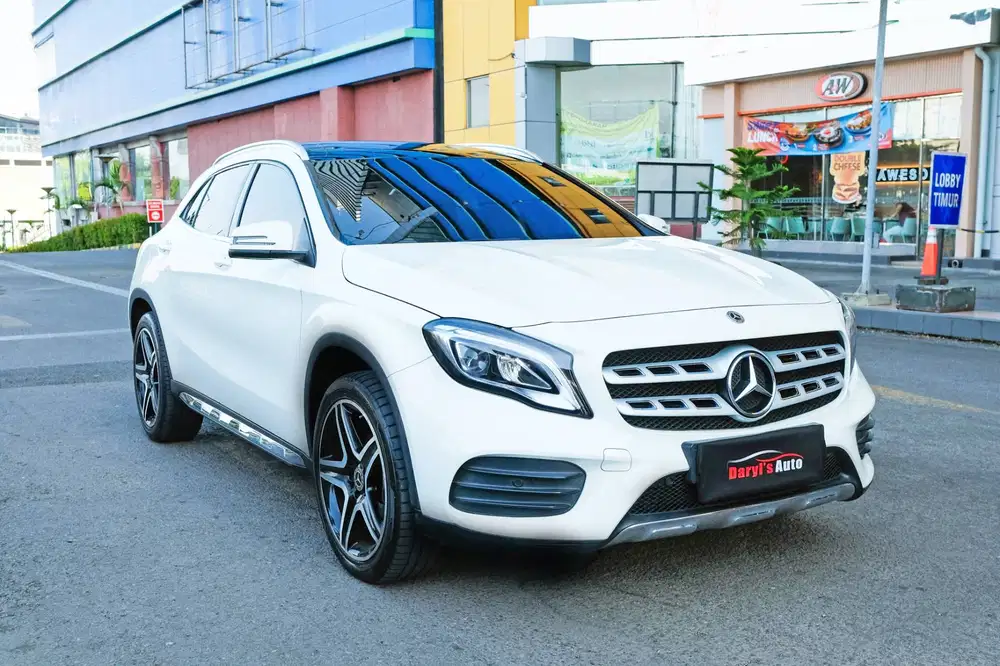 2017 Mercedes Benz GLA200 AMG Line Panoramic tdp 75jt