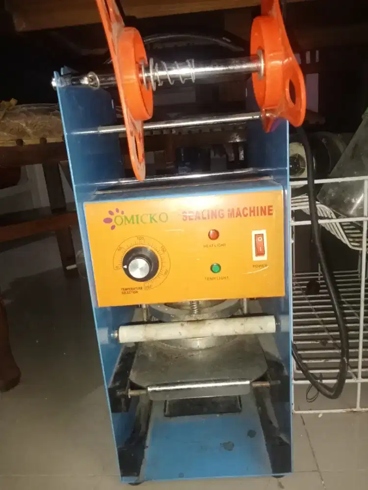 Sealing Machine
