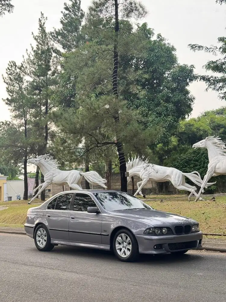 BMW 528i E39 1997 AT