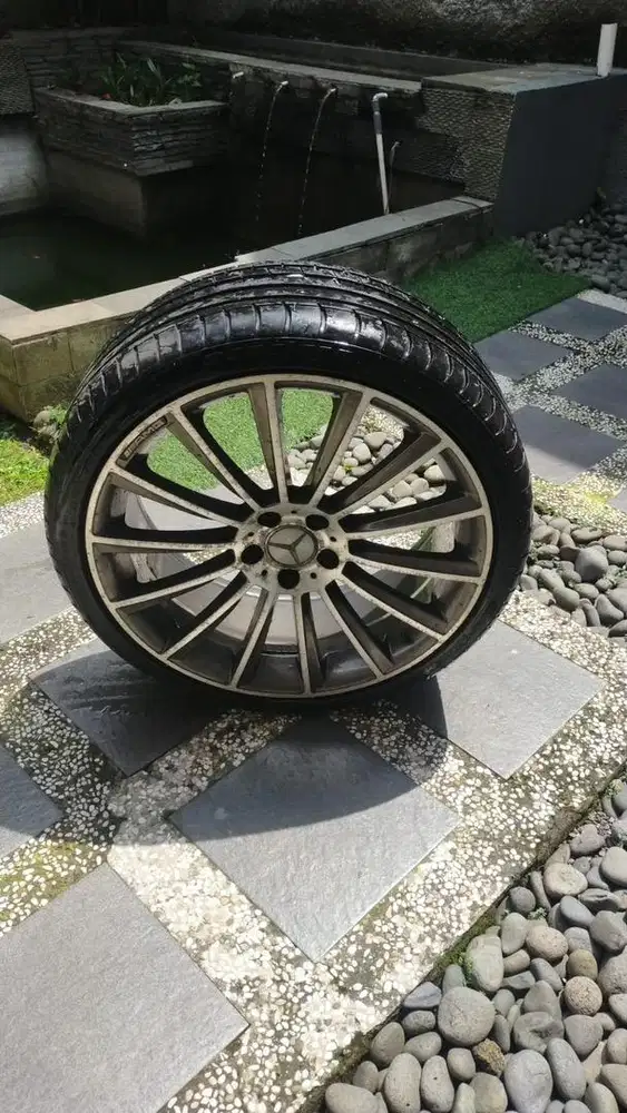 Dijual Ban+Velg Mercy AMG Multi Spoke