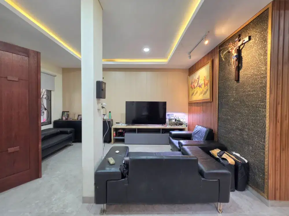 Dijual Cepat Rumah Hoek Cluster Lavender Gading Serpong Semi Furnish