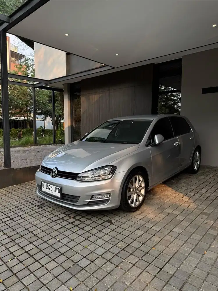 VW Golf Mk7 VII Silver TSI 1.2 A/T