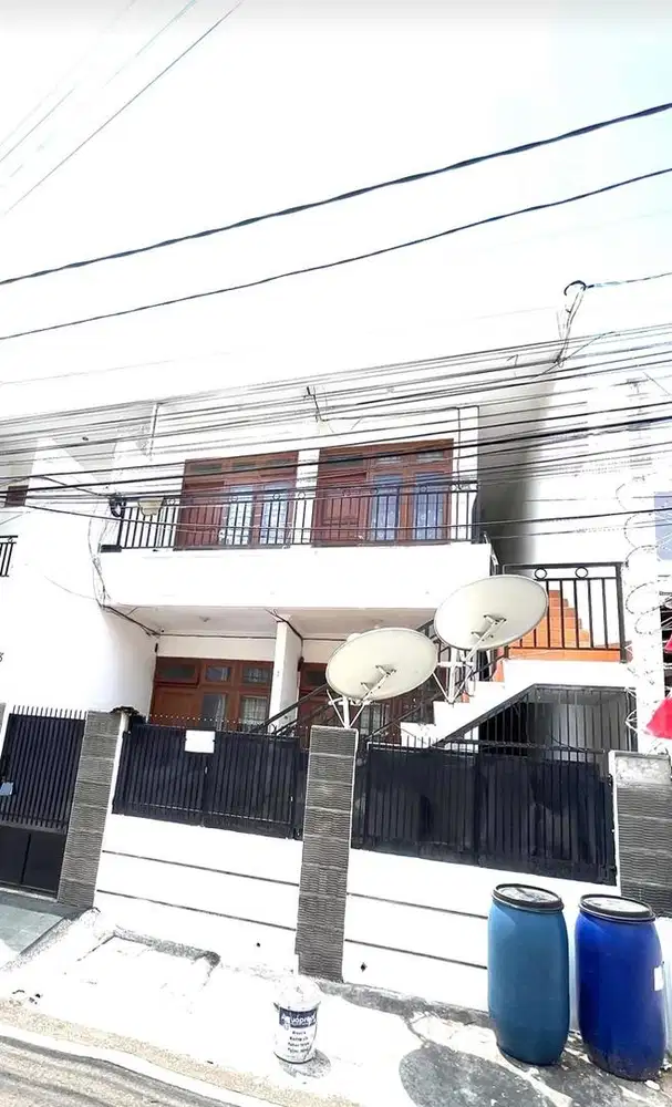 Disewakan rumah paviliun spt one bed room apartemen. 30,5jt per thn.