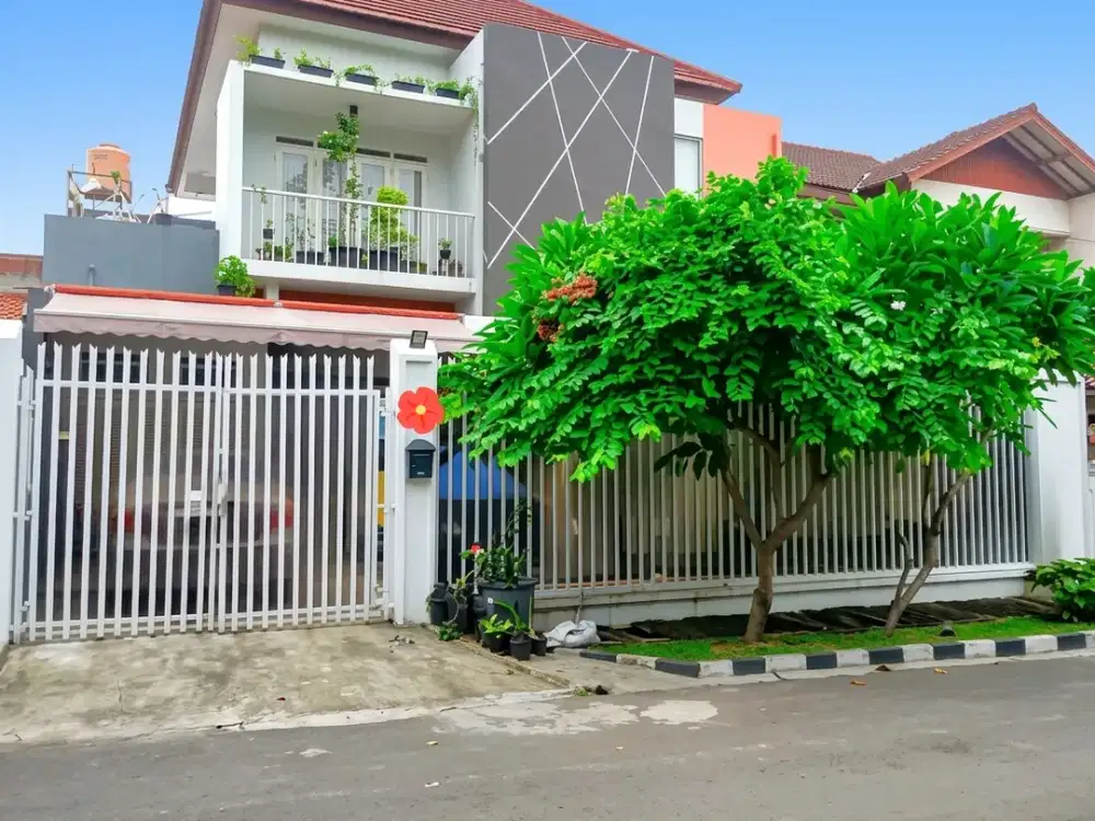 DIJUAL RUMAH MEGAH 2 LANTAI DI KOMPLEK ABADI DUREN SAWIT – JAKARTA TIMUR