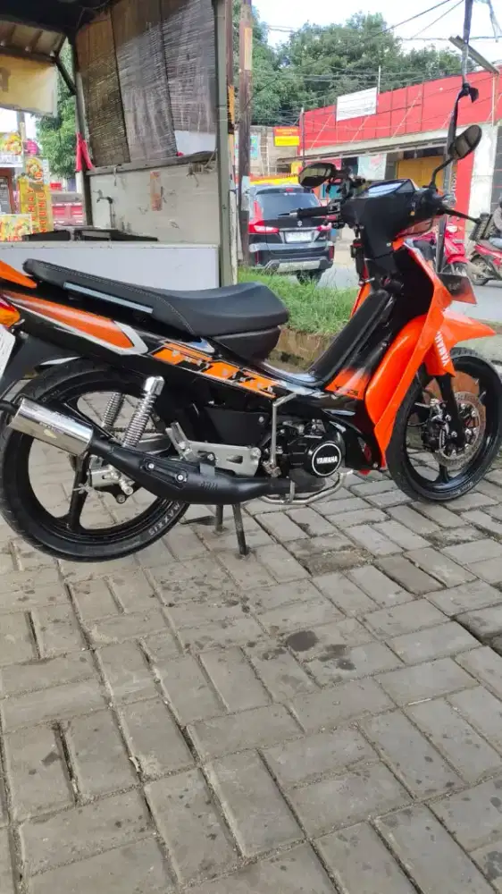 Jual F1 ZR orange