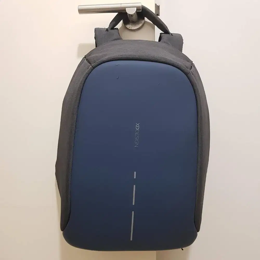 Tas Bobby Hero Anti-Theft Backpack Reguler XD Design - Biru (Preloved)