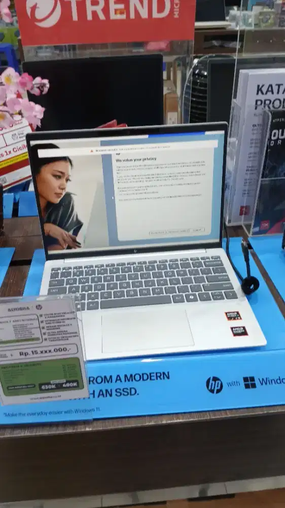 HP OMNIBOOK 7 AERO 13 AMD RYZEN AI 5