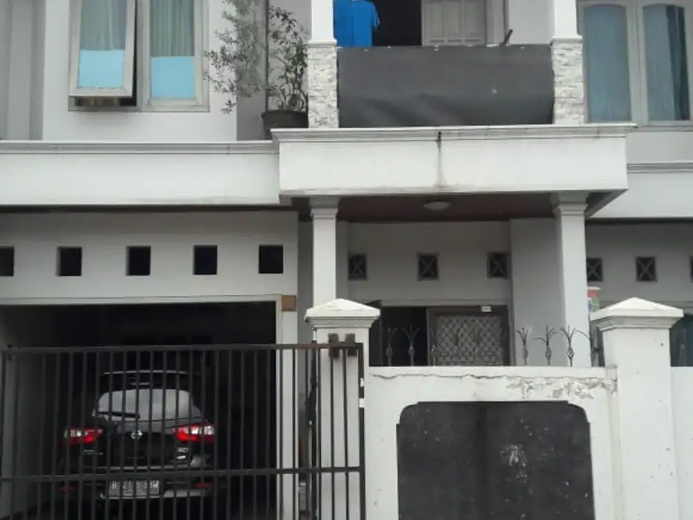 Rumah 2 Lantai Luas di Rempoa, Jakarta Selatan