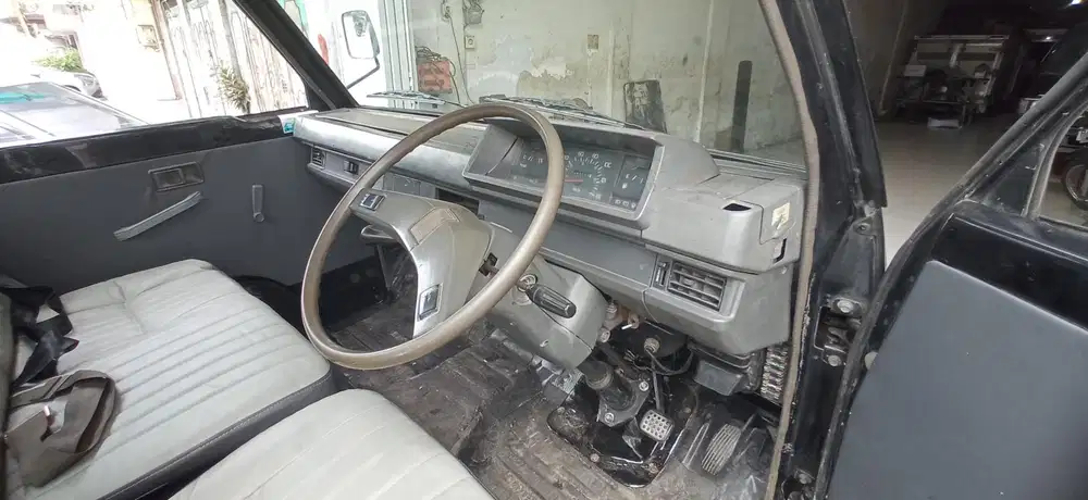 Mitsubishi Colt L300 2009 Diesel
