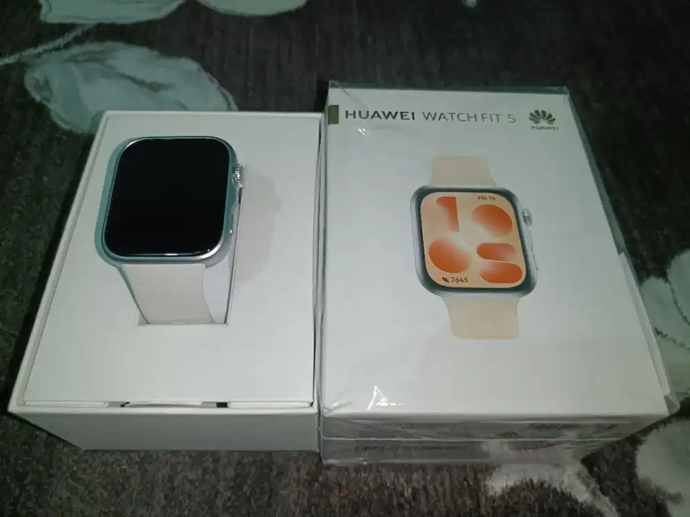 DIJUAL HUAWEI FIT 5