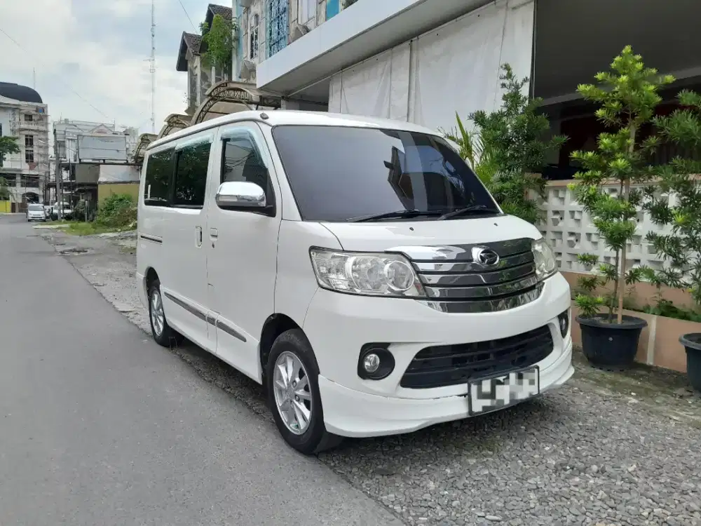 Daihatsu Luxio 2020 Bensin