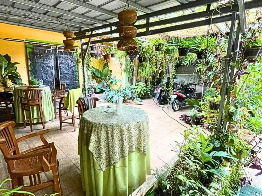 Rumah Vintage Hal Luas Lokasi Premium 100M JL Kemang Raya Jaksel - SHM
