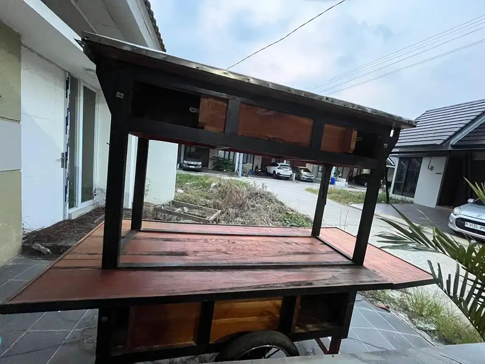 gerobak jualan serba guna