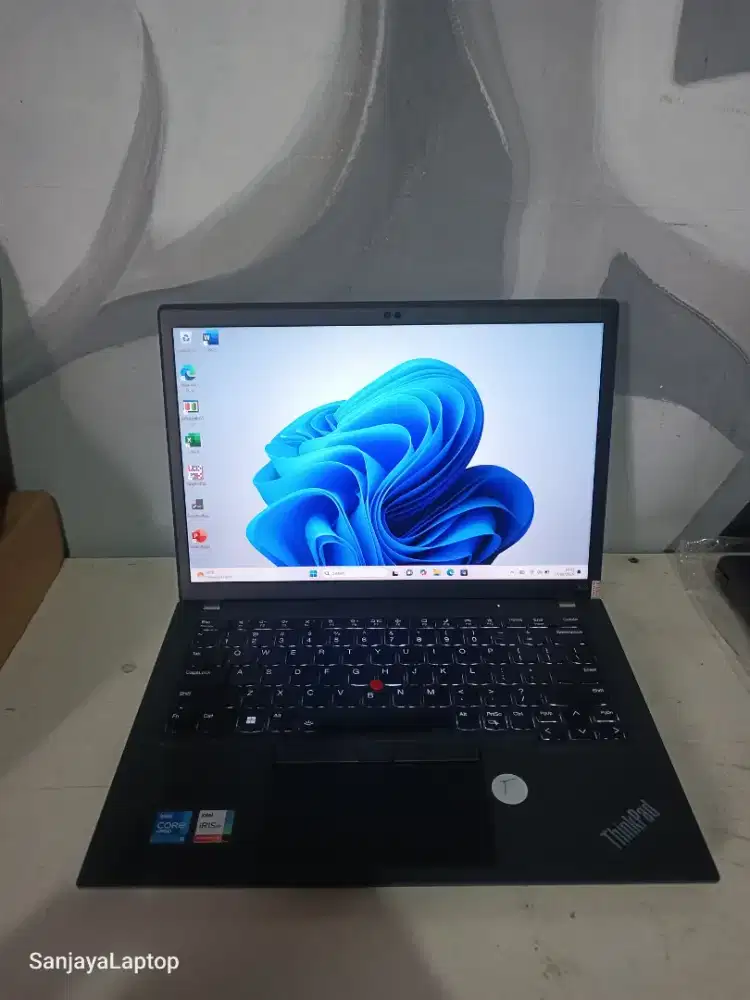 Lenovo Thinkpad X13 Gen 2 11Th Intel iris Mulus