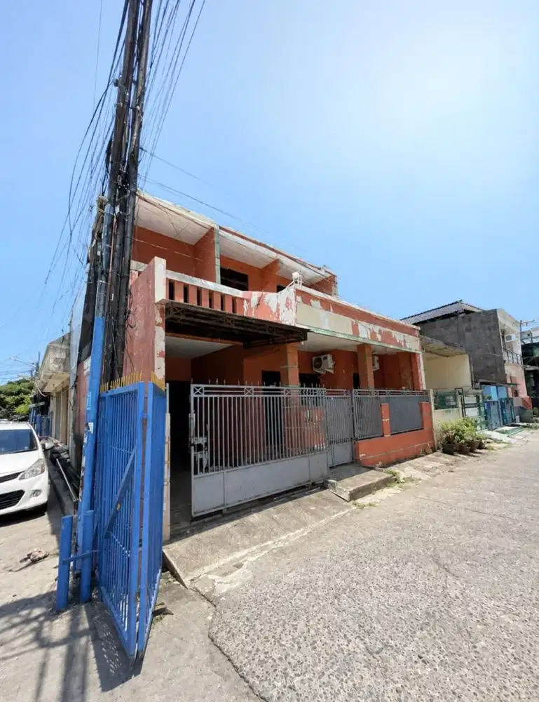 RUMAH BESAR KONDISI BAGUS KONTRAK TAHUNAN