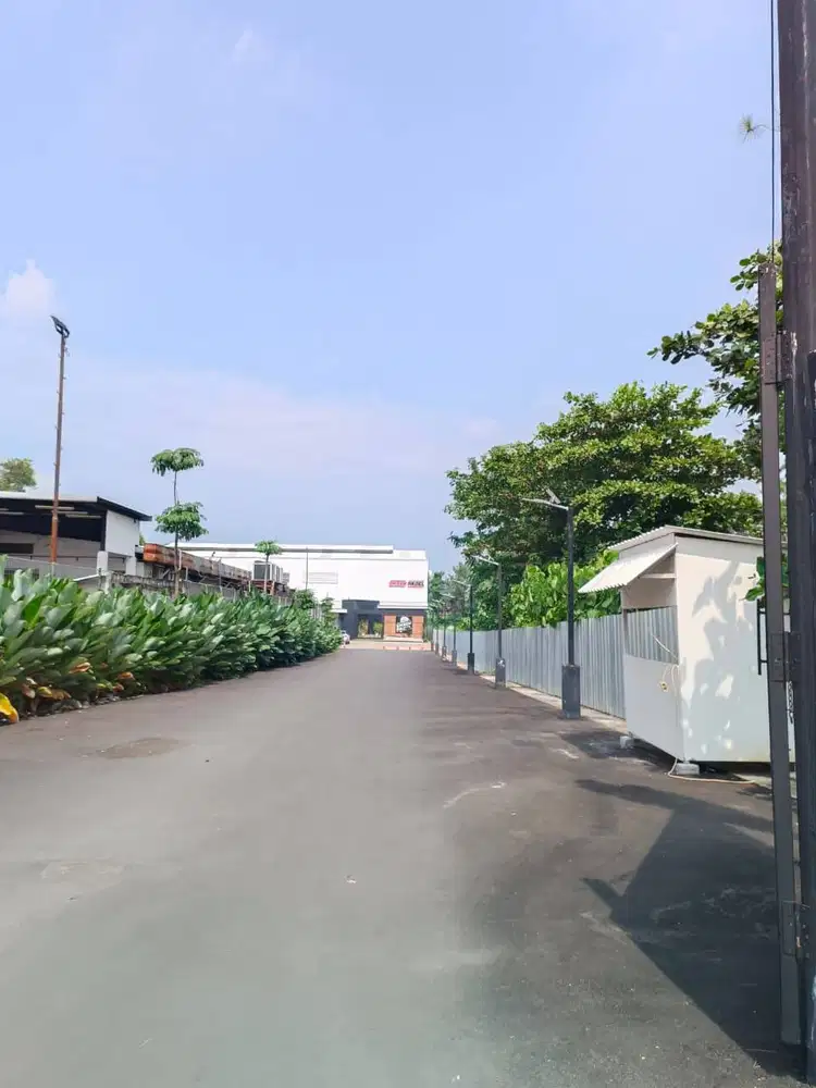 Lahan Strategis Villa Melati Mas, Cocok Komersial