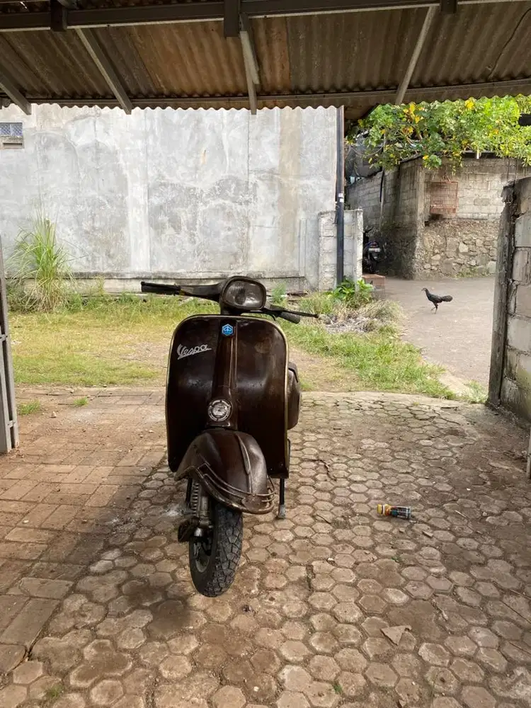 VESPA SUPER 1977 as gede