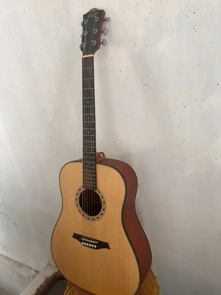 GITAR BROMO ACCOUSTIK DIJUAL CEPAT MURAH