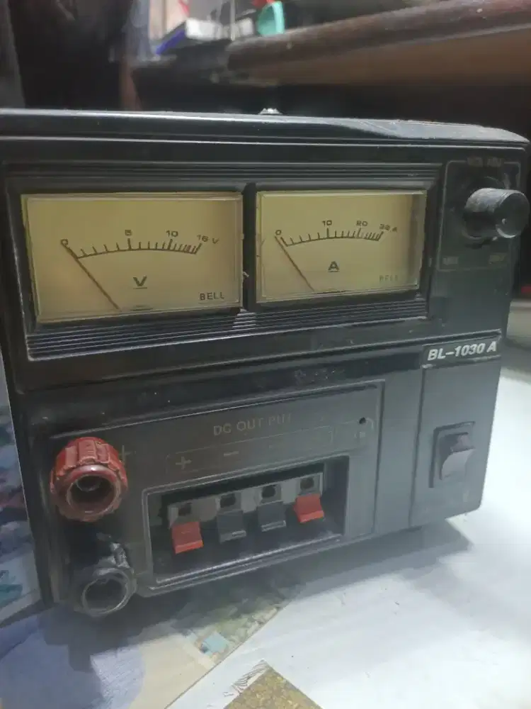 Power supply BELL BL1030 DAYA 30 amp