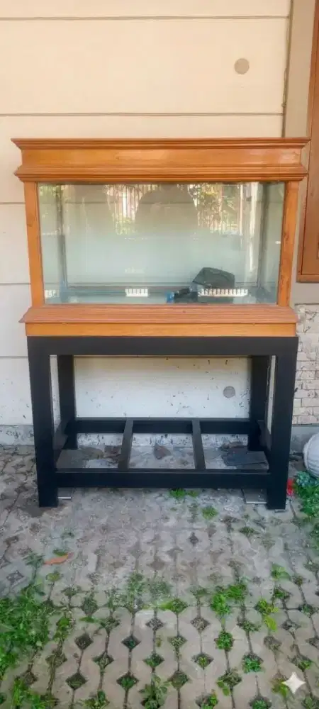 Dijual akuarium dari kayu jati bekas kokoh