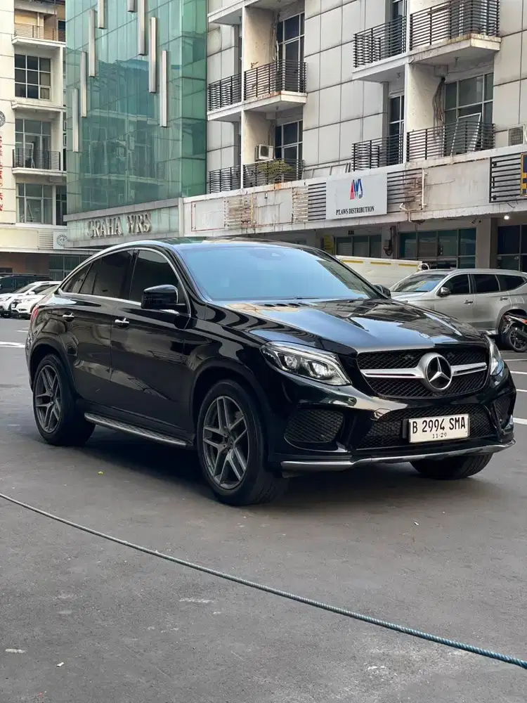 Mercedes-Benz GLE 400 Coupe (C292) AMG Line 2019 Hitam 2020