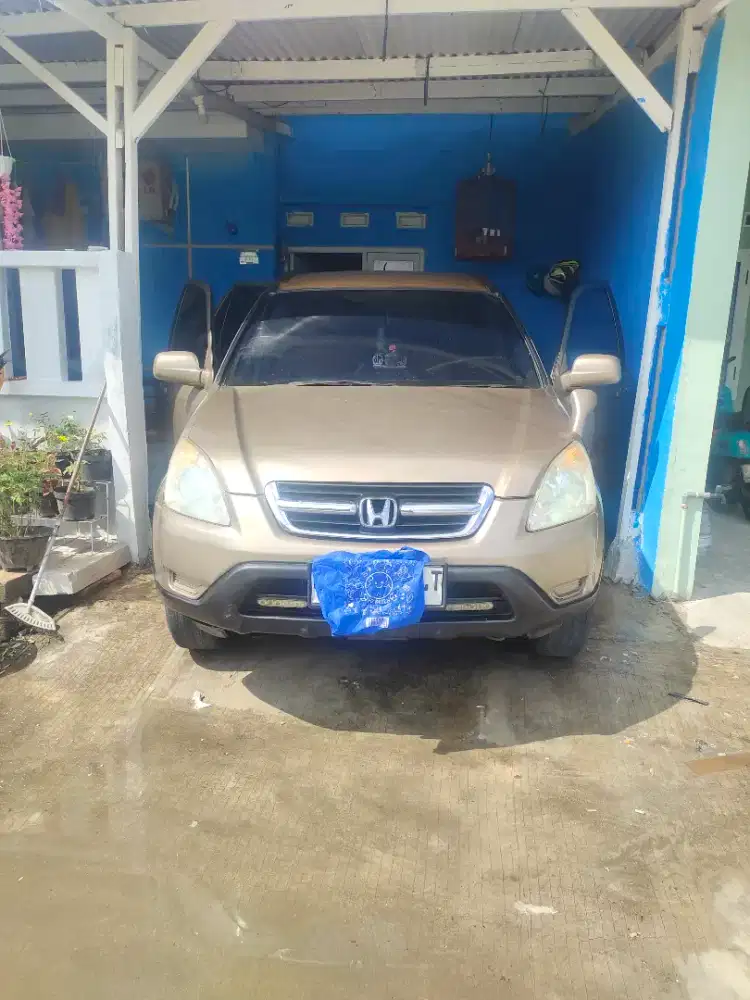 Honda CR-V Gen 2 Matic 2003 surat lengkap atas nama sendiri