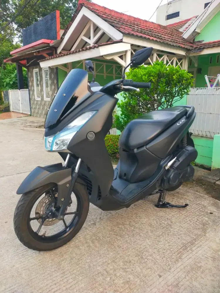 YAMAHA LEXI 125 MULUS
