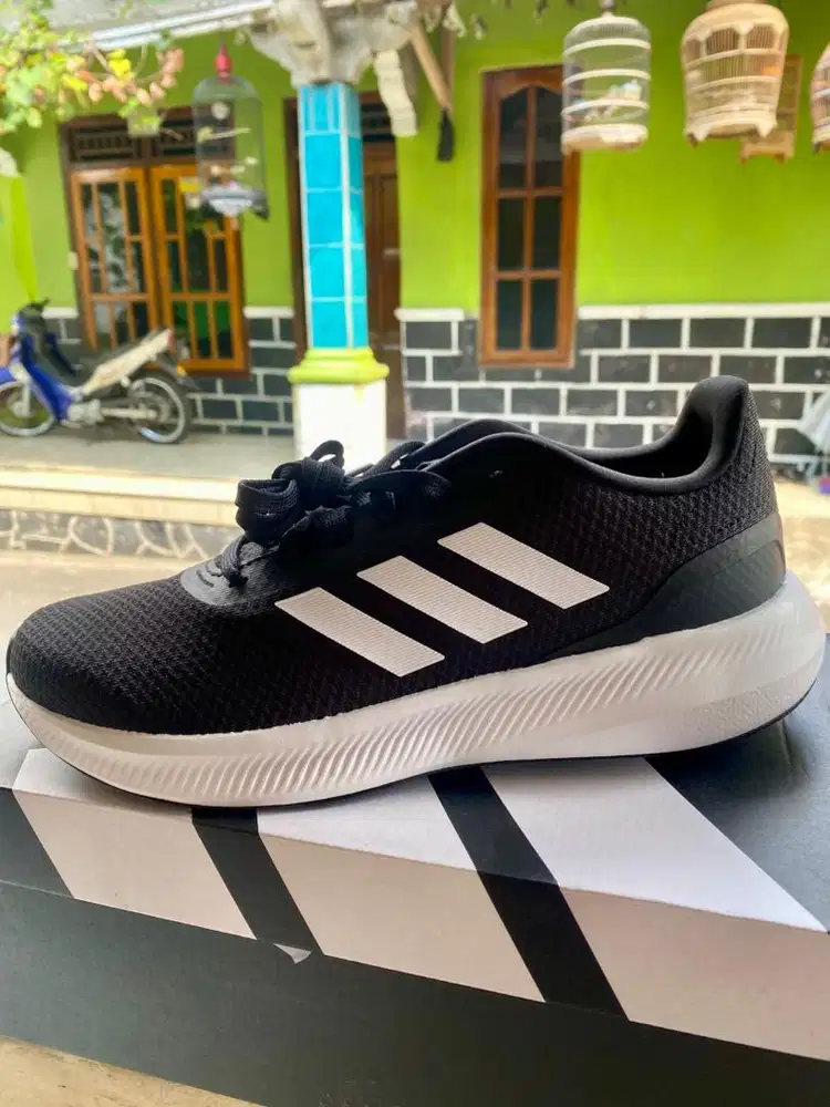 Sepatu Running Adidas Runfalcon 3.0