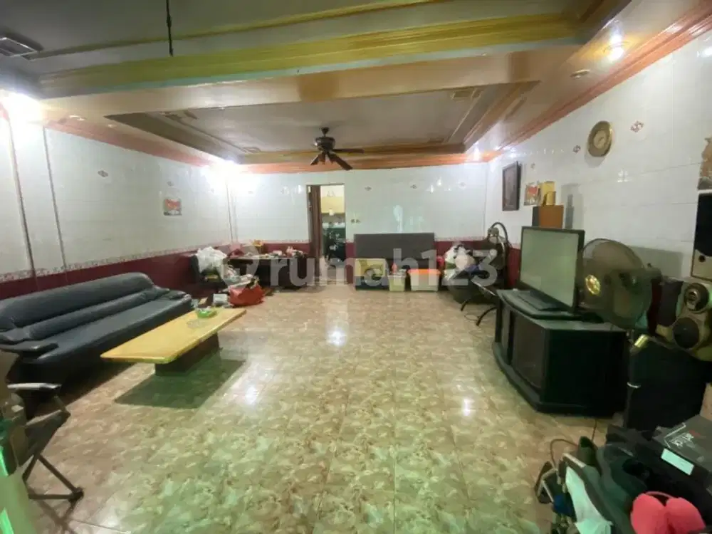 Dijual Rumah Taman Palem 3kt 2lantai , Rapi Siap Huni