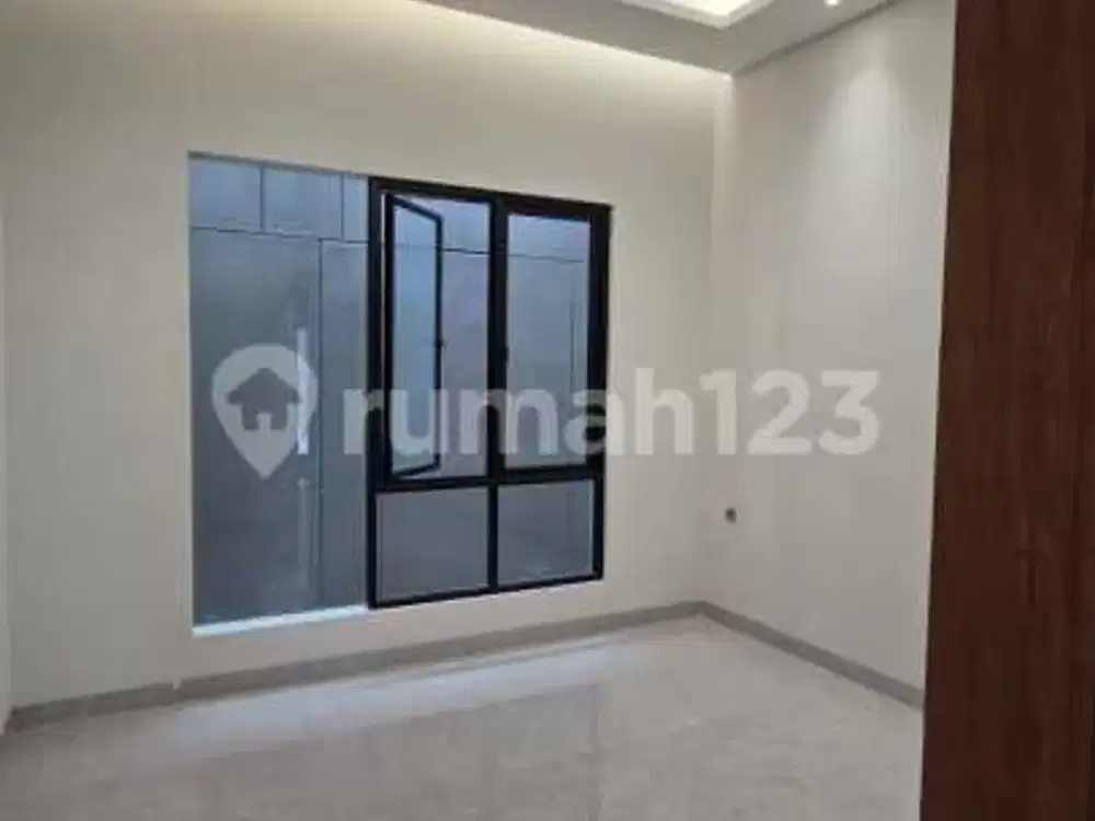 Rumah Kav. Polri Mewah & Cantik