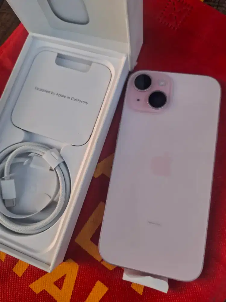 Iphone 15 128 pink floyd ibox open box aktivasi