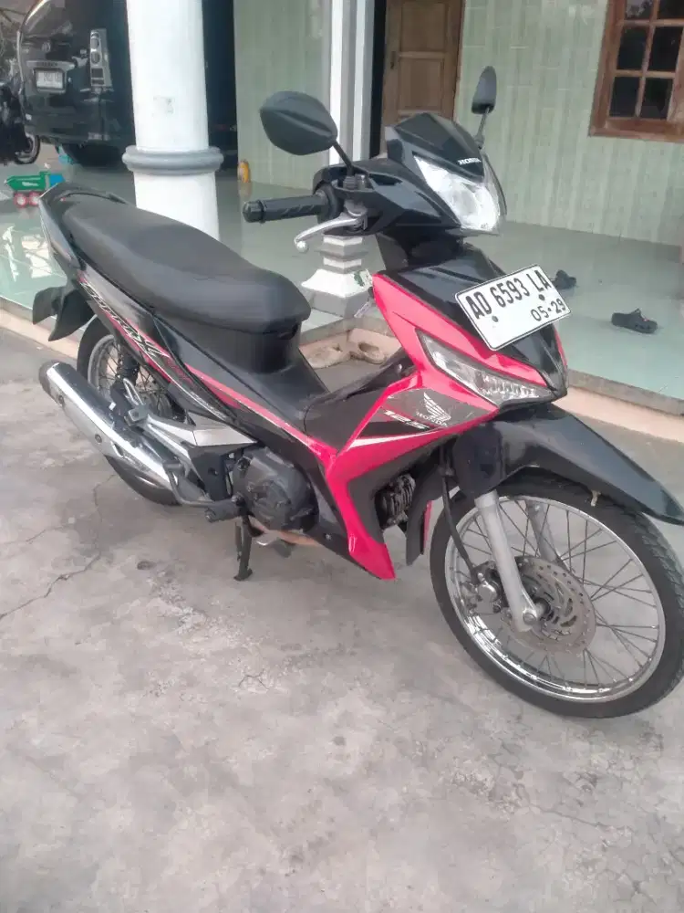 Supra x125 super irit 2019 mesin bagus standart ex guru
